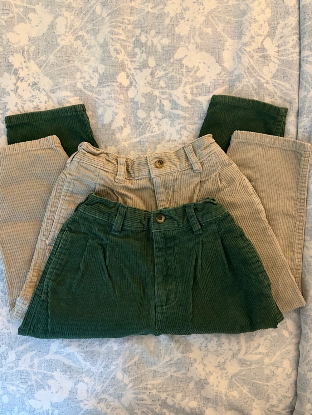 Vintage McKids Toddler Boys Corduroy Pants Tan & Green Boys size 4 • 100% cotton